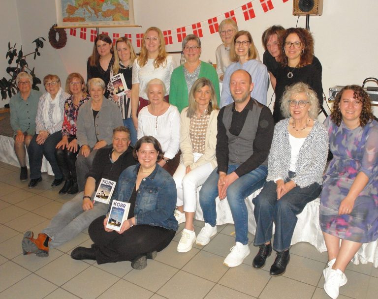 Gruppenbild mit Michael Kobr Gruppenbild mit Michael Kobr